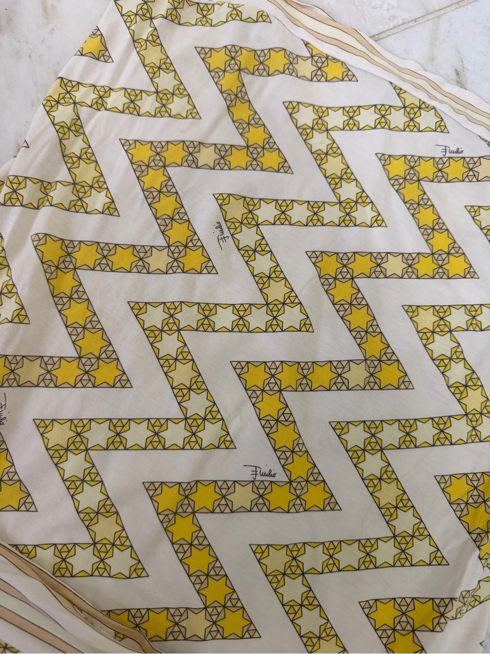 Emilio Pucci Yellow and Cream Zigzag Mini Dress - Picture 4 of 8